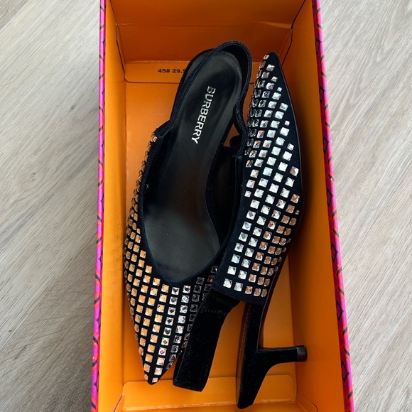 BRAND NEW BURBERRY CRYSTAL PUMPS - Picture 2 of 3
